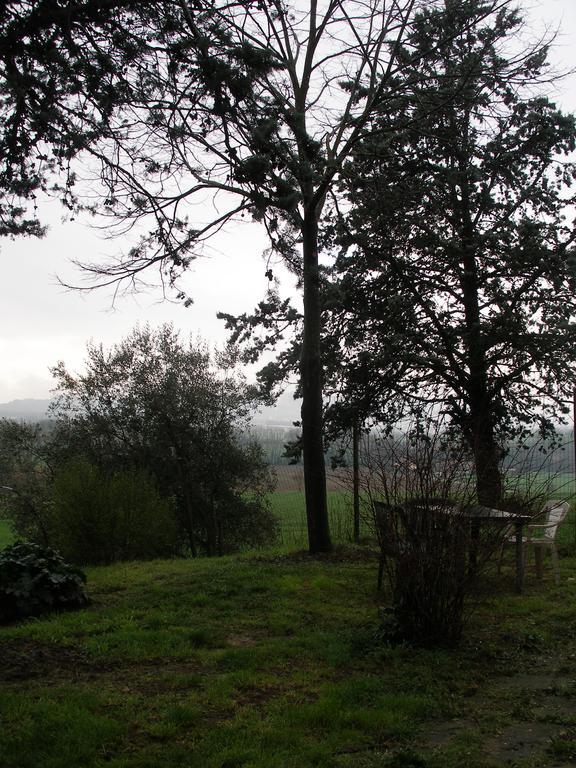 B&B Della Rosa Civitella D'Arna Esterno foto